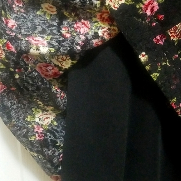 Floral skirt, size L - Picture 3 of 4